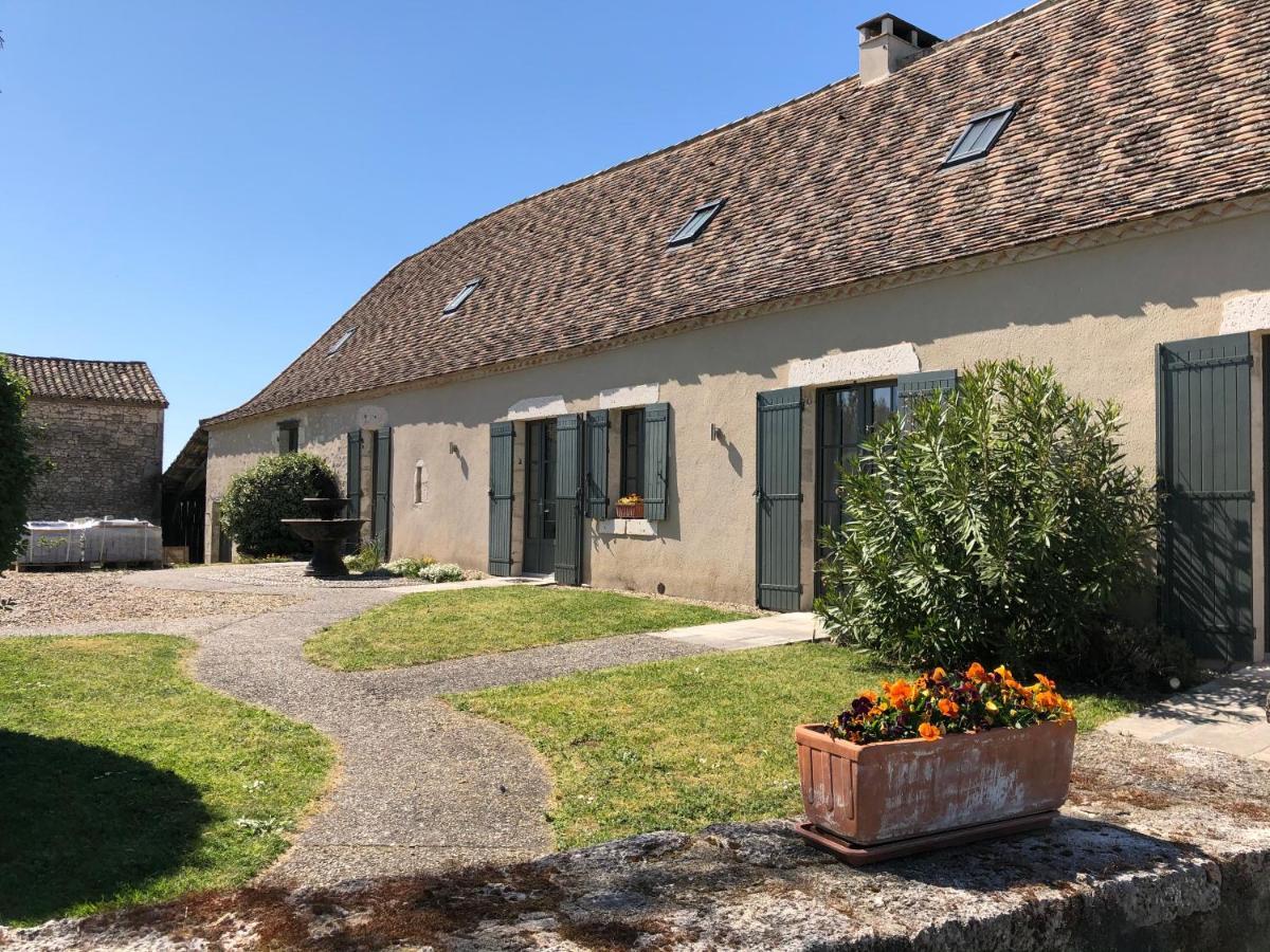 La Ferme Buissonniere Bardou Exterior foto