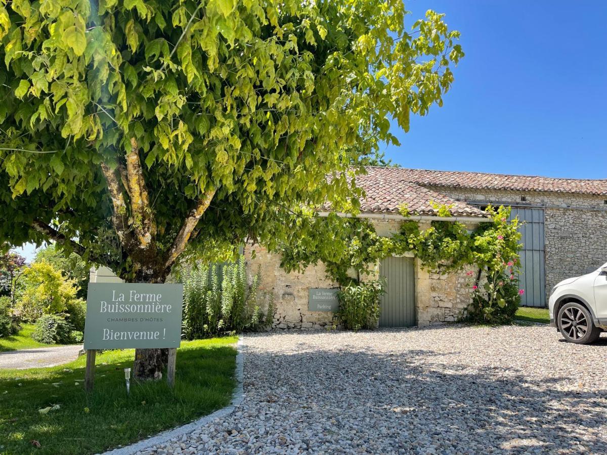 La Ferme Buissonniere Bardou Exterior foto